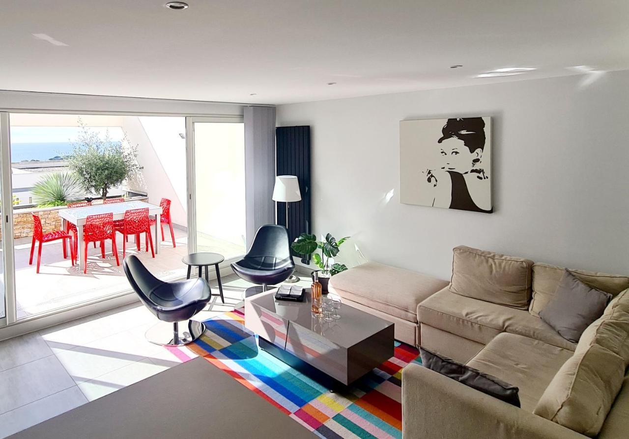 Magnifique Appartement Vue Mer - Grande Terrasse Et Piscine Bandol Esterno foto