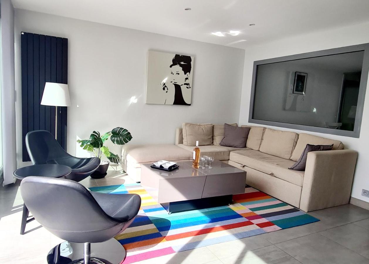 Magnifique Appartement Vue Mer - Grande Terrasse Et Piscine Bandol Esterno foto