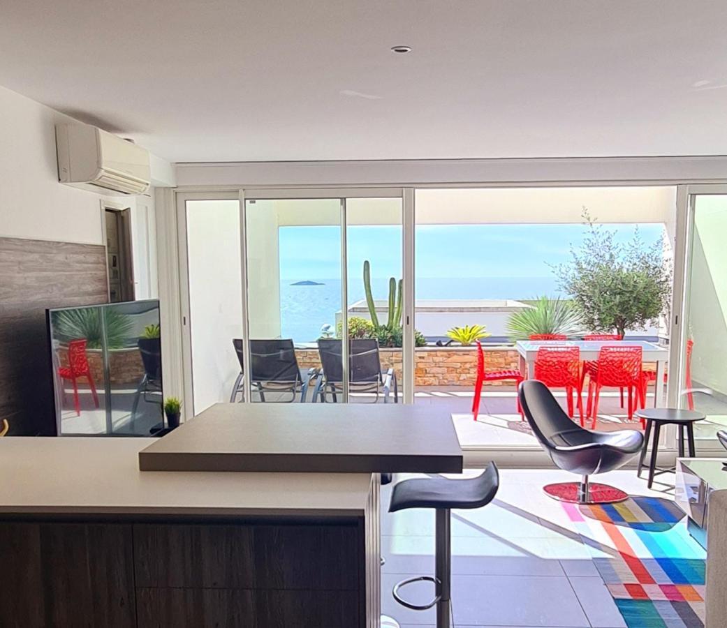 Magnifique Appartement Vue Mer - Grande Terrasse Et Piscine Bandol Esterno foto